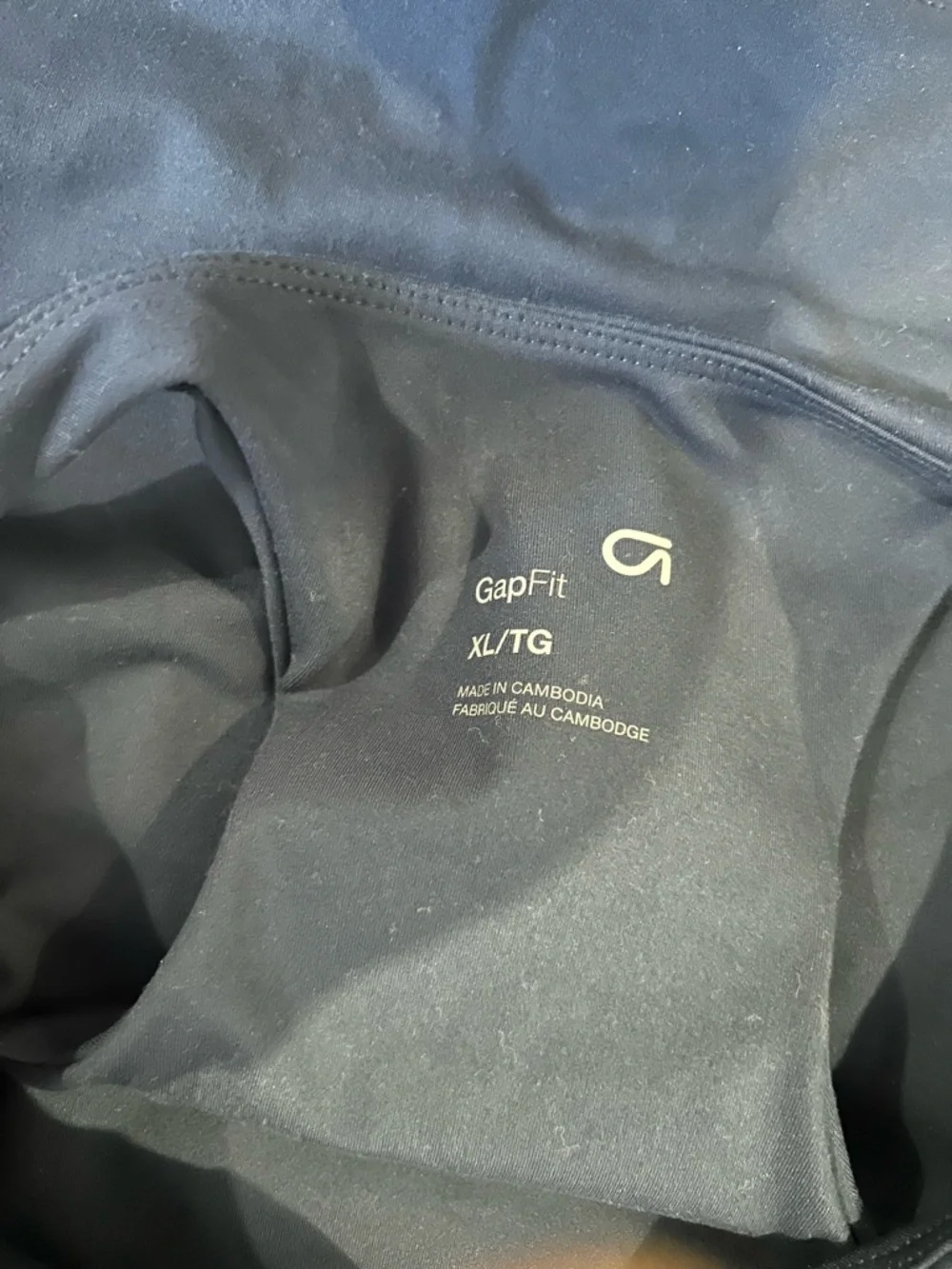 GAP Red and Navy Ribbed Racerback Crop Tops - Picture 3 of 3